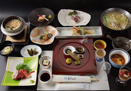 富士山河口湖溫泉酒店推薦，在河口湖溫泉酒店Hotel Asafuji的餐點