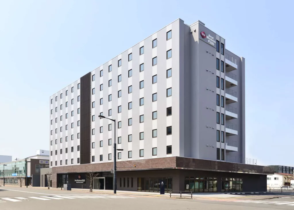 The exterior of the New Chitose Airport Best Western Hotel