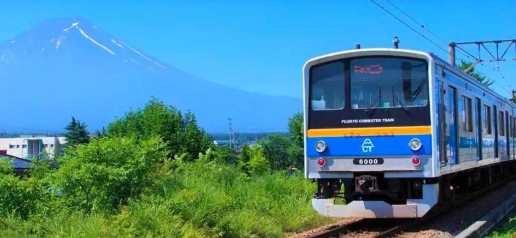 후지 급행선 열차 가와구치코 교통