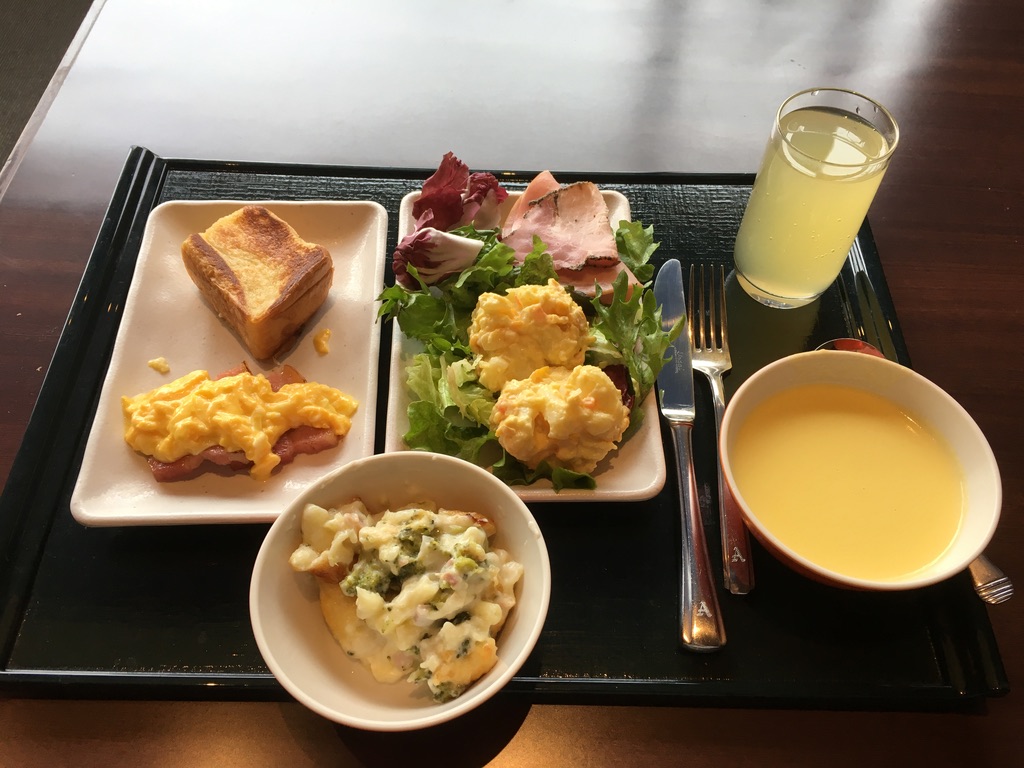 Breakfast at hal restaurant at Hoshino Resorts Tomamau in Hokkaido