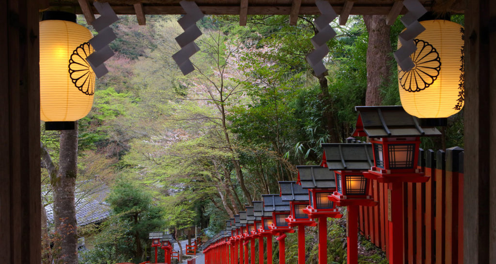 京都貴船神社的春天景色